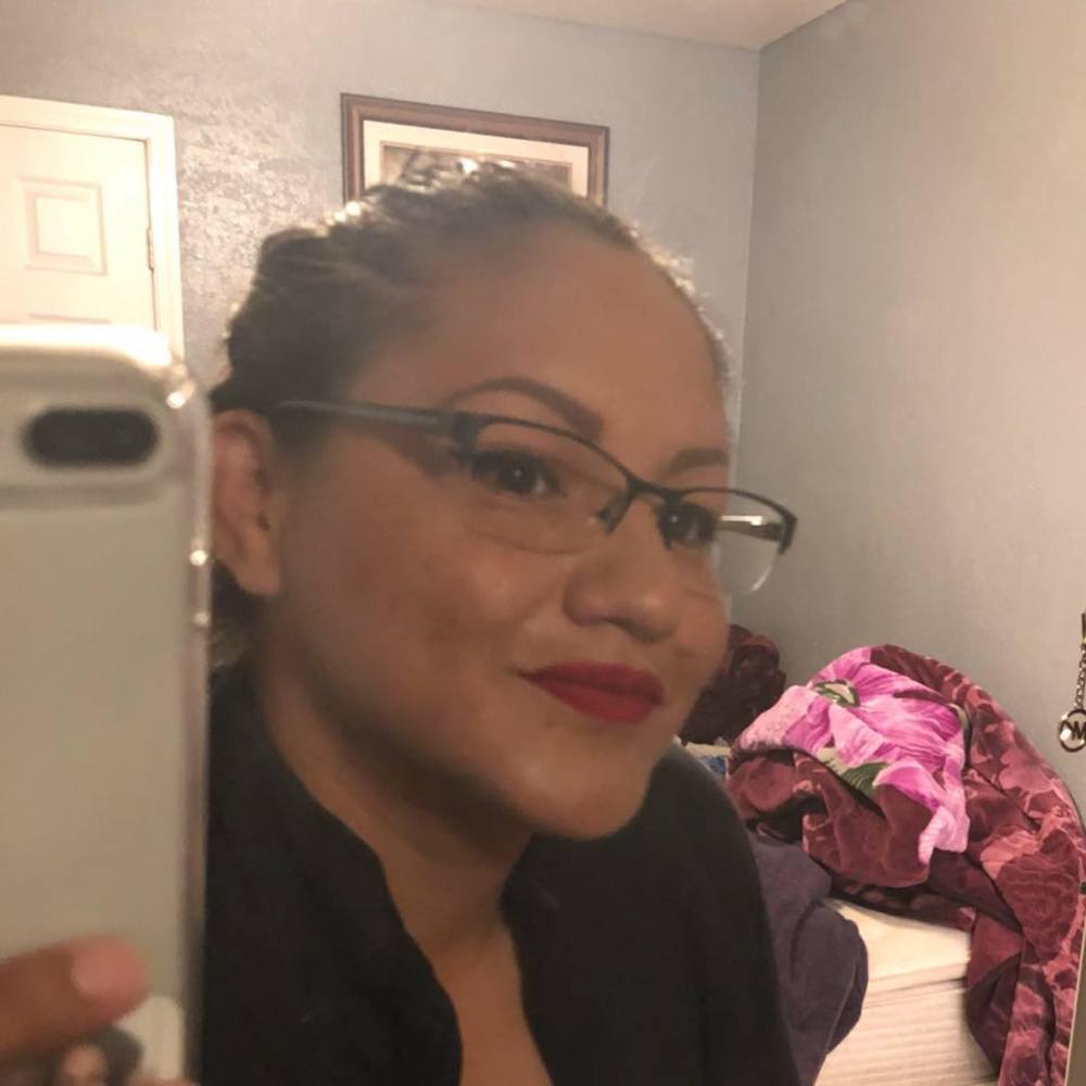 Meet your Posher, Rosamaria